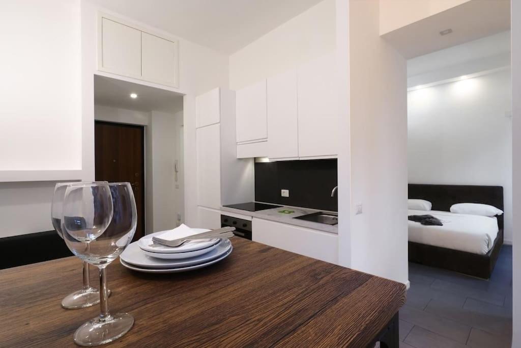 Contempora Apartments - Bilocale Via Verro Милан Экстерьер фото