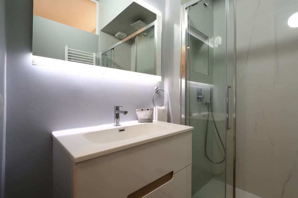 Contempora Apartments - Bilocale Via Verro Милан Экстерьер фото